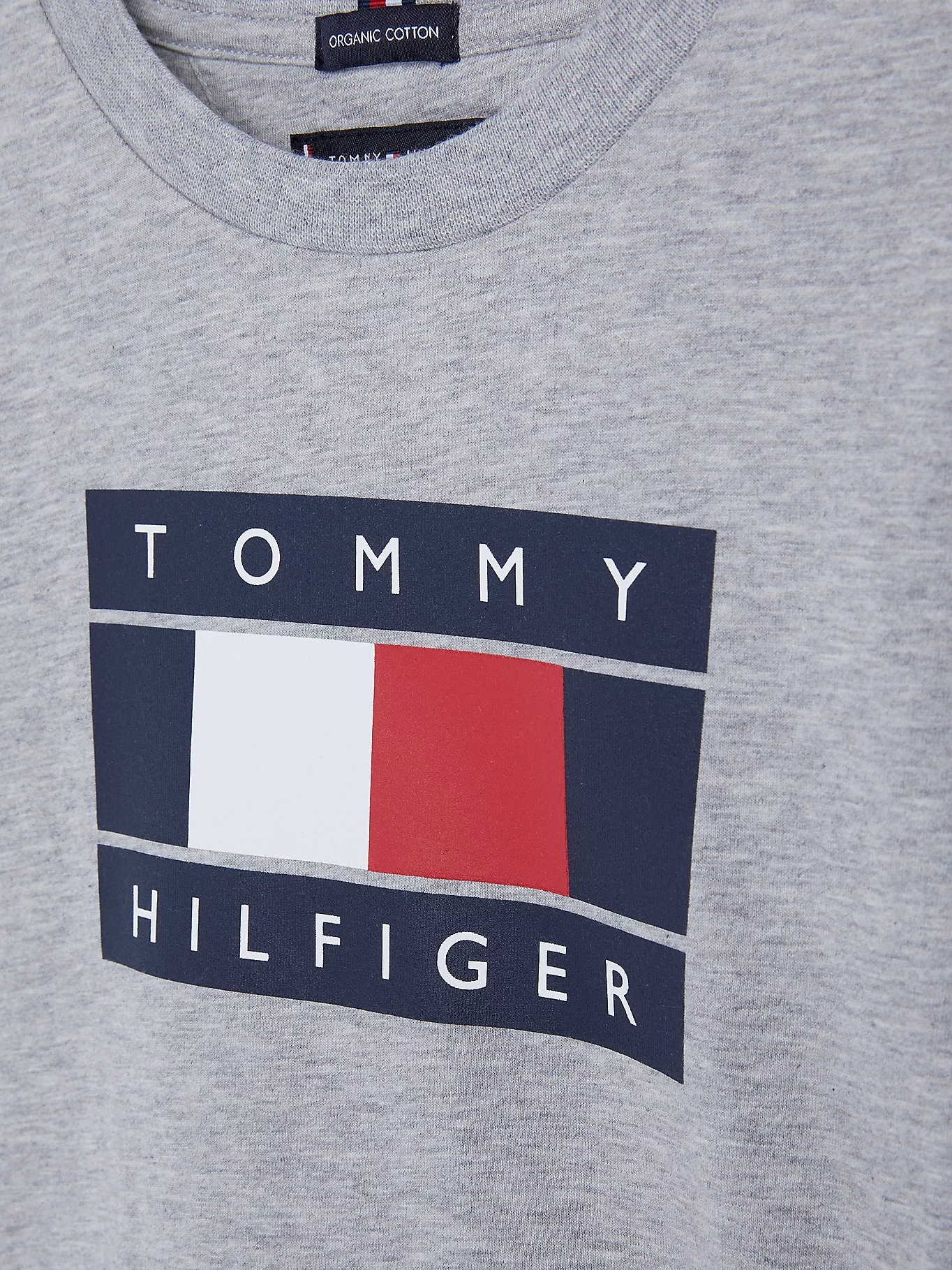 MANGA LARGA CON LOGO NIÑO TOMMY -